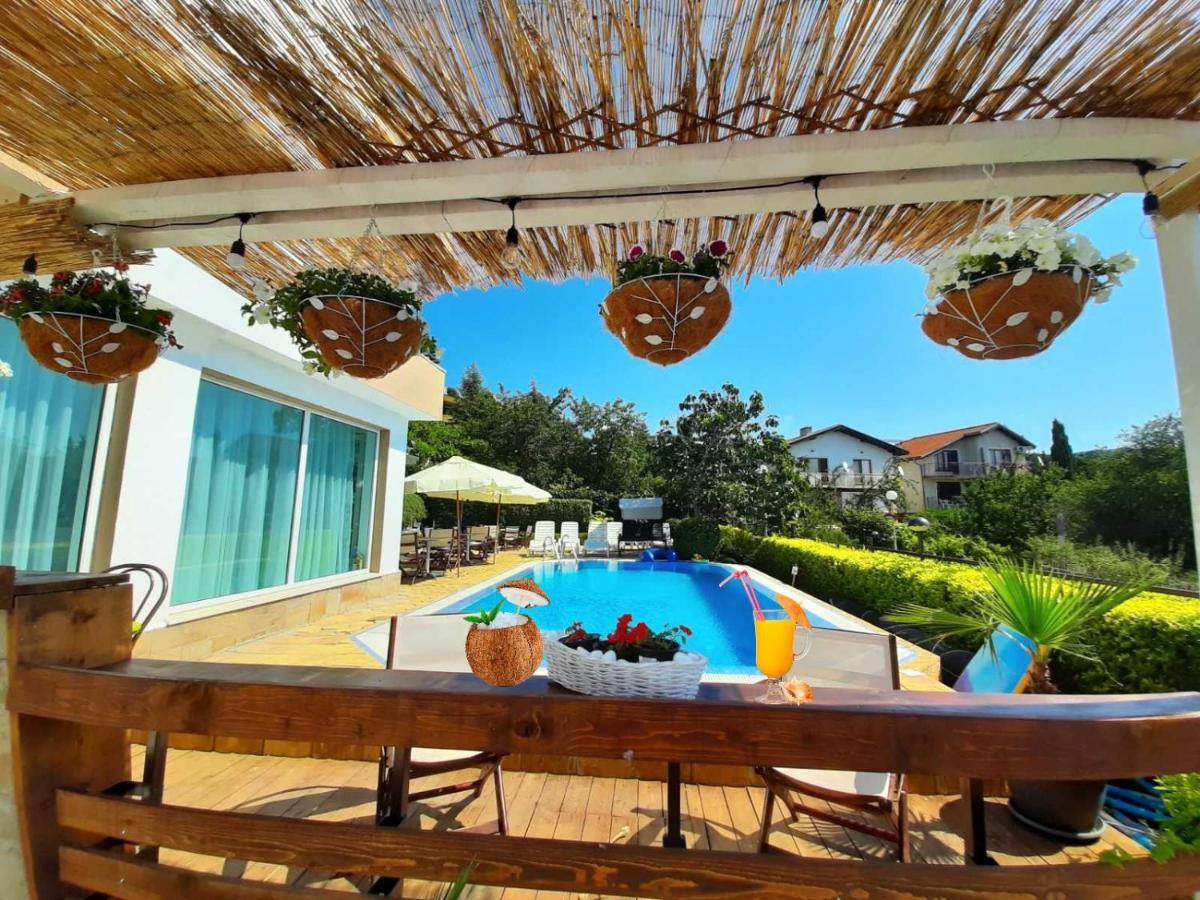 Milennia Family Hotel サニービーチ エクステリア 写真